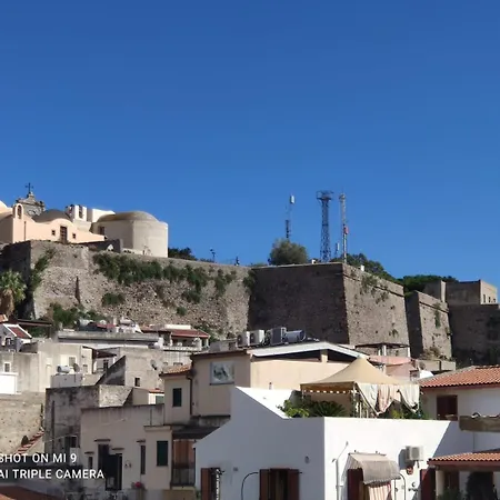 Monolocale Nacatuli, In Centro Storico, Con Terrazza E Balconi * Lipari (Isola Lipari)